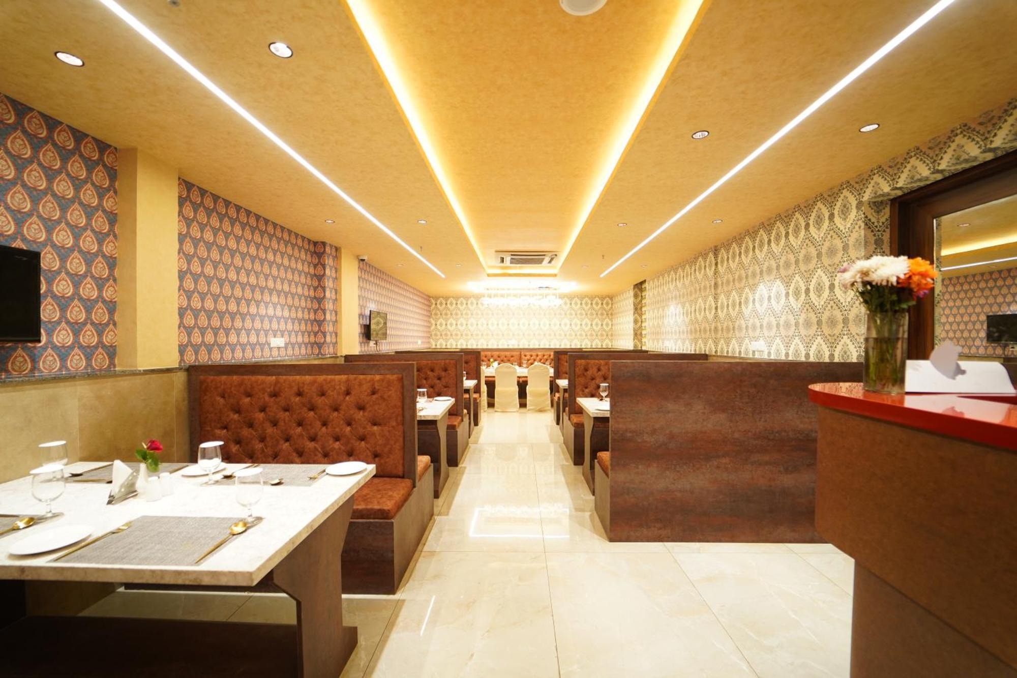 Hotel Ananta Sayana Bhubaneswar Exteriör bild