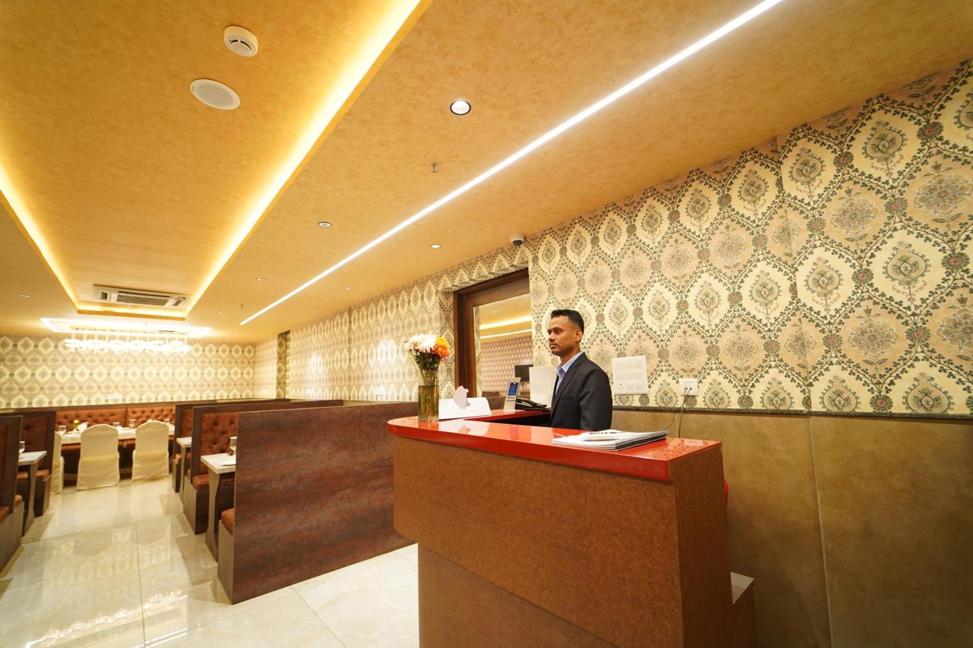 Hotel Ananta Sayana Bhubaneswar Exteriör bild
