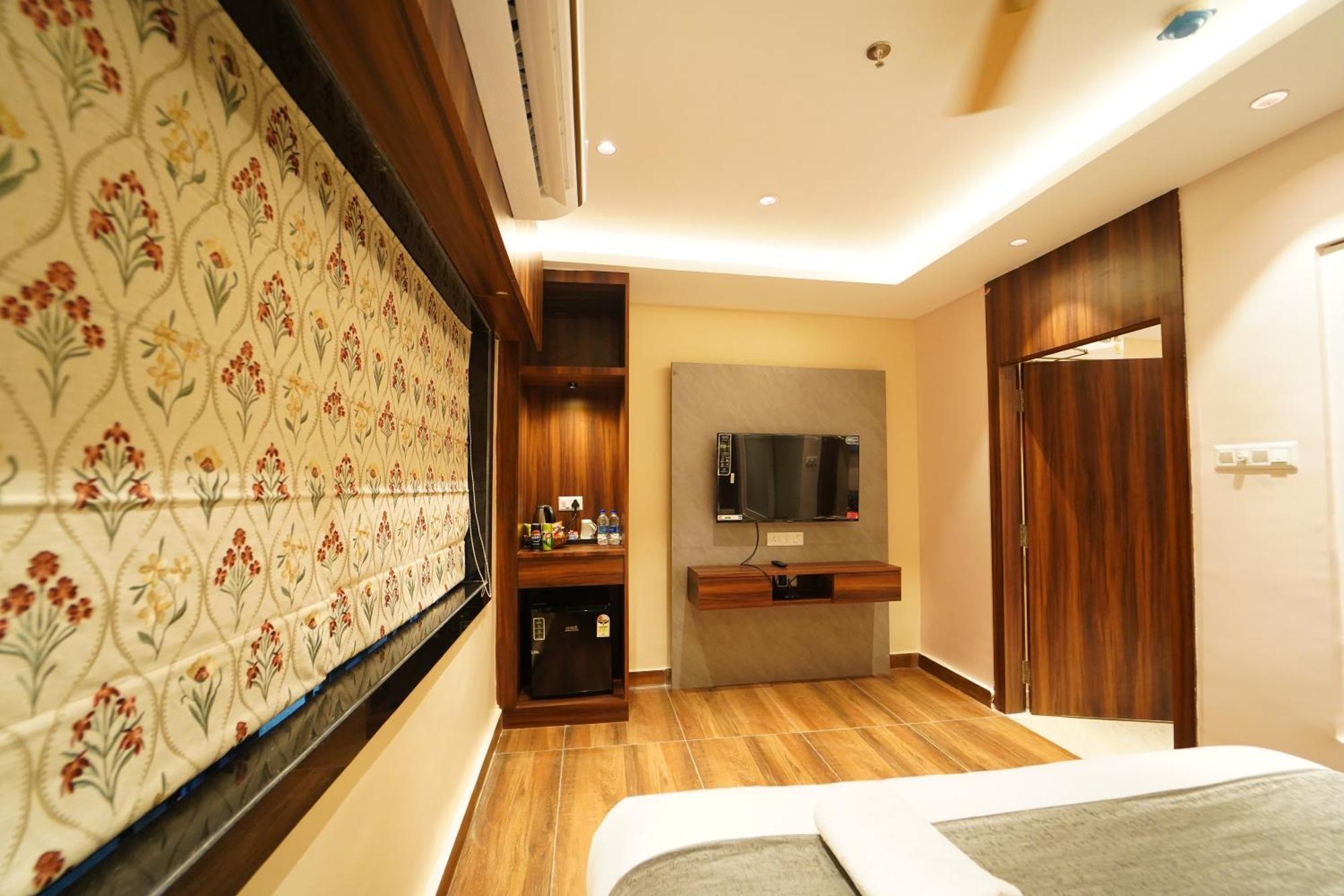 Hotel Ananta Sayana Bhubaneswar Exteriör bild