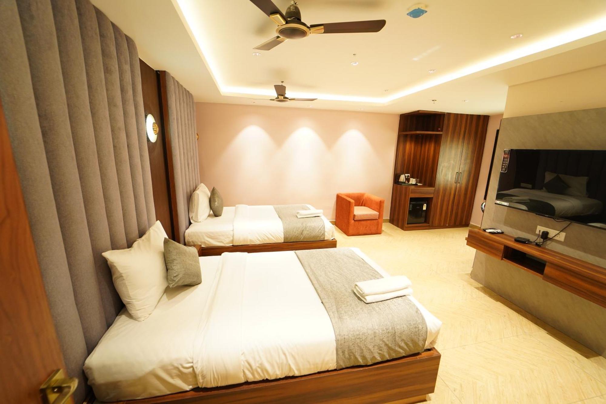 Hotel Ananta Sayana Bhubaneswar Exteriör bild