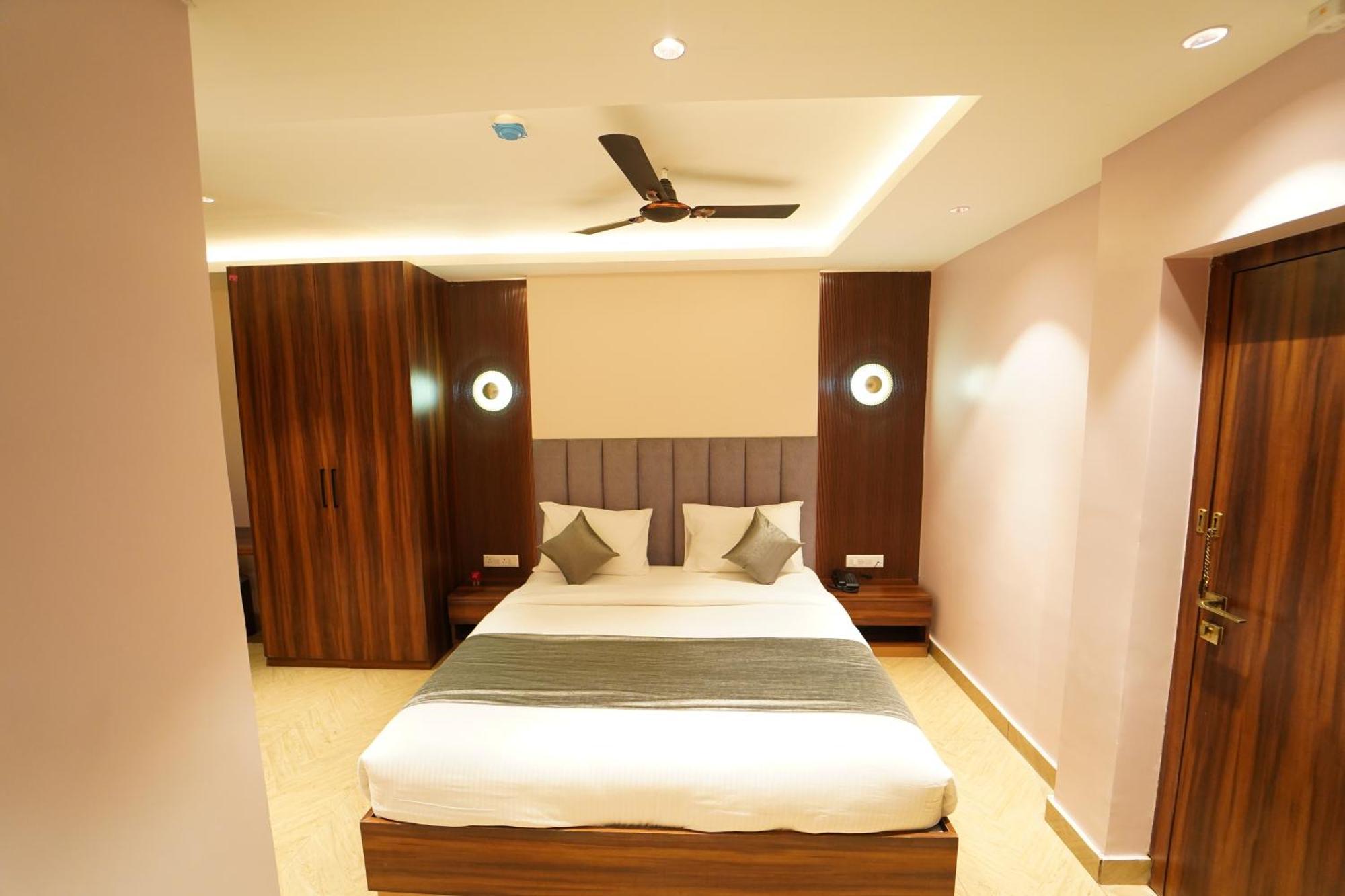 Hotel Ananta Sayana Bhubaneswar Exteriör bild